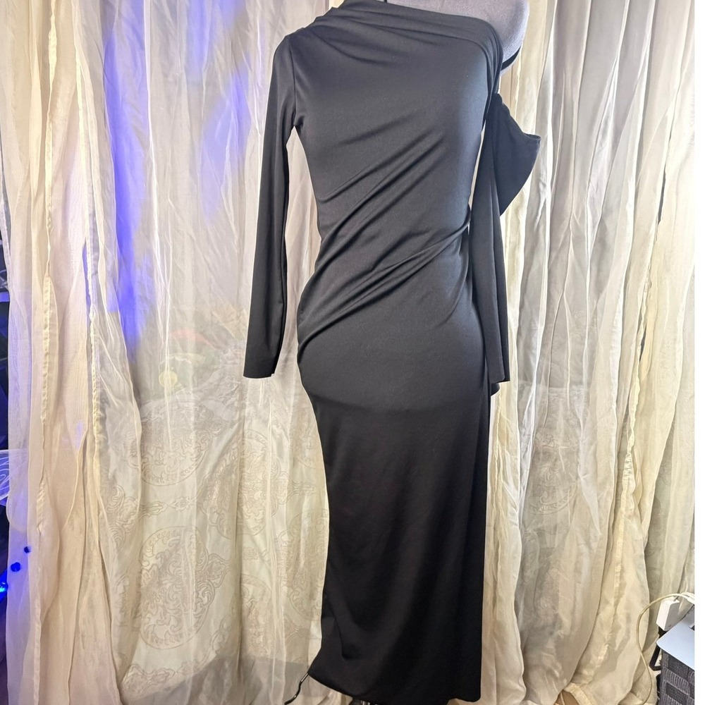 Black One Shoulder Maxi Dress Long Sleeve Ruched Side Slit Formal Gown